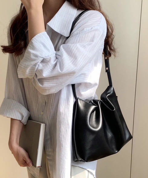 ショルダーバッグ 韓国風 ギャザーバッグ レディース ワンハンドルバッグ フェイクレザー トートバッグ 2way 肩掛けバッグ おしゃれ PUレザー 大人可愛い鞄 77XDD-001